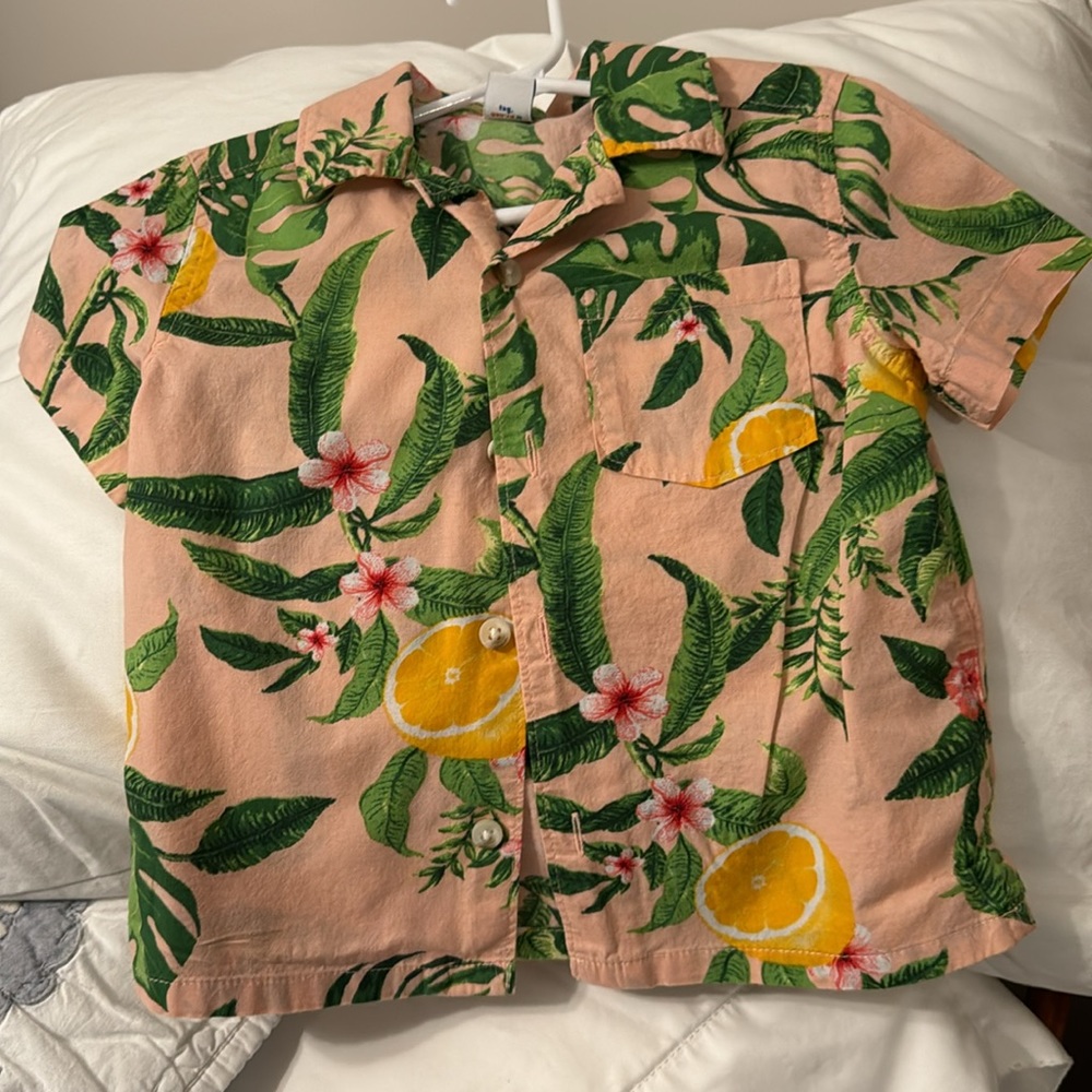 STRETCHTECH button up shirt. Size 2T. New condition. Old Navy. - Picture 3 of 4